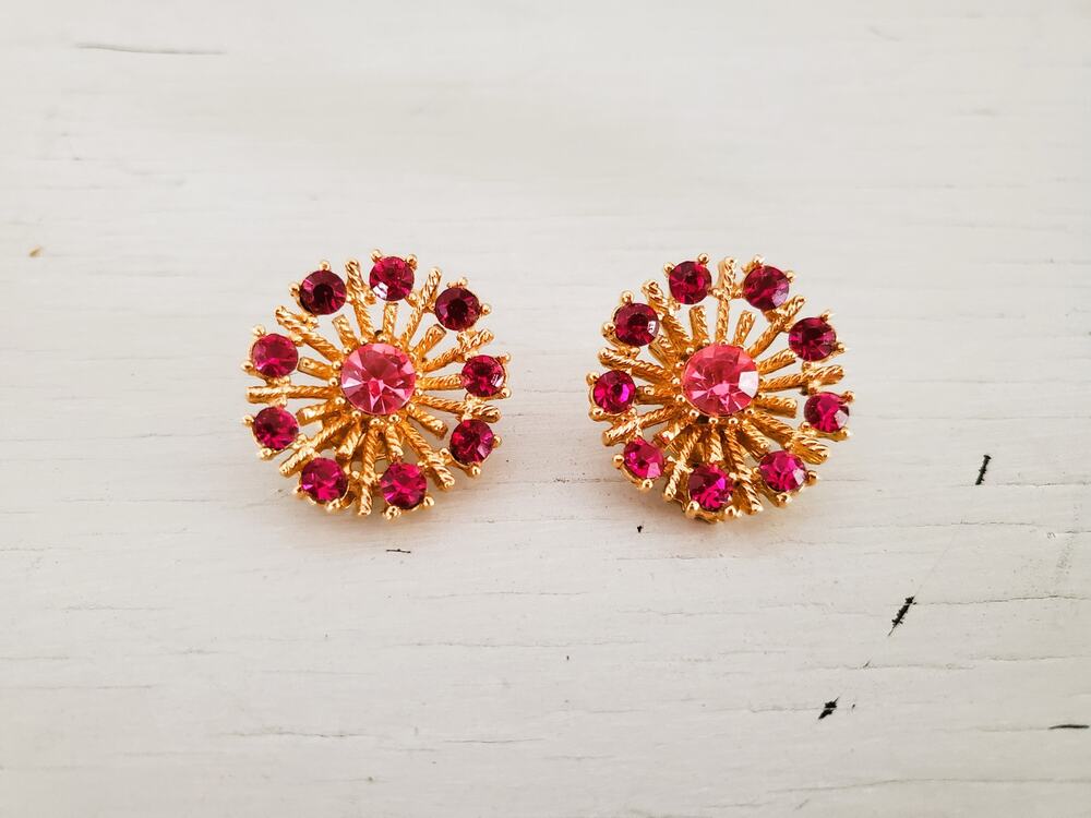 Vintage Fuchsia Rhinestone Round Gold Tone Earrings
